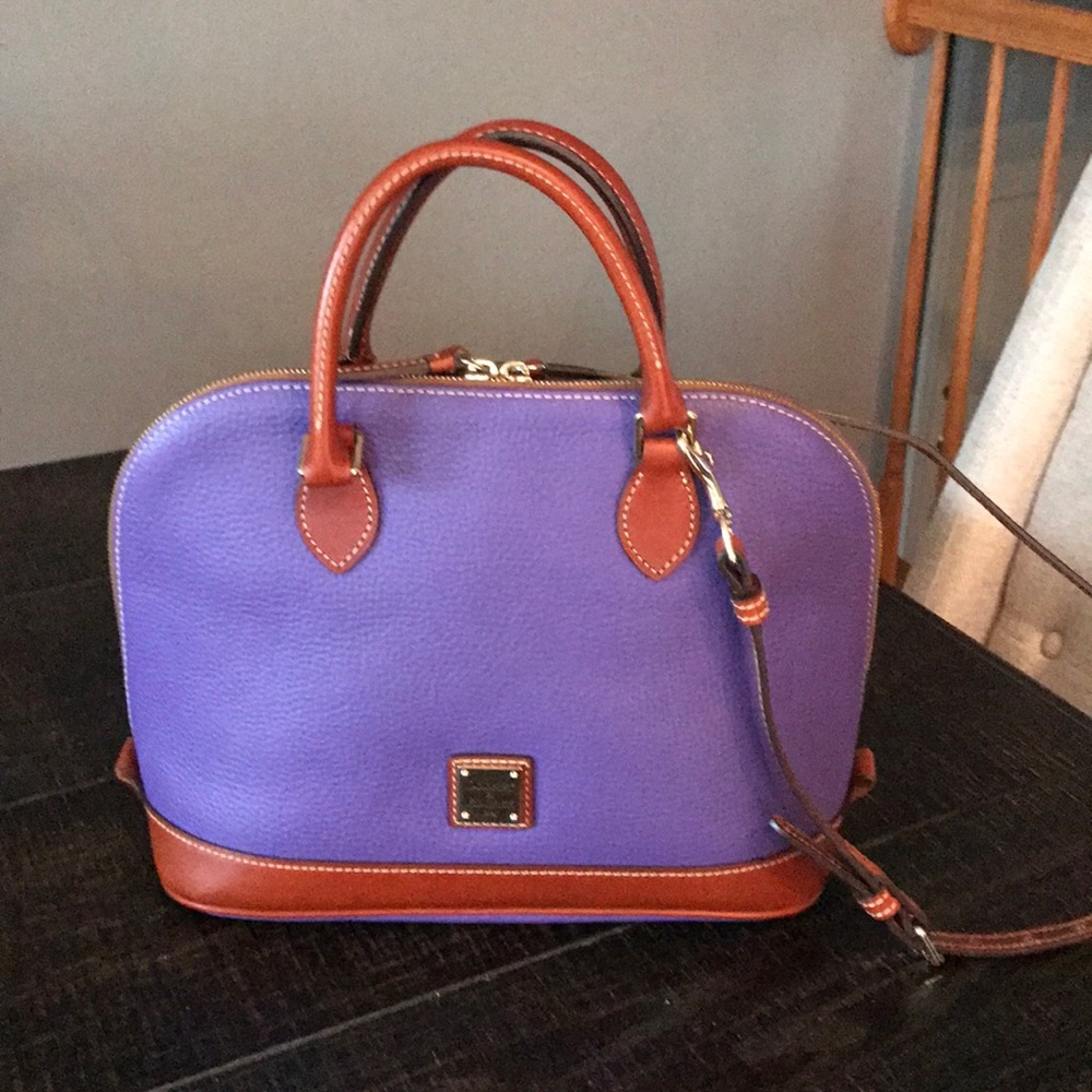 Dooney & Bourke pebble leather bag